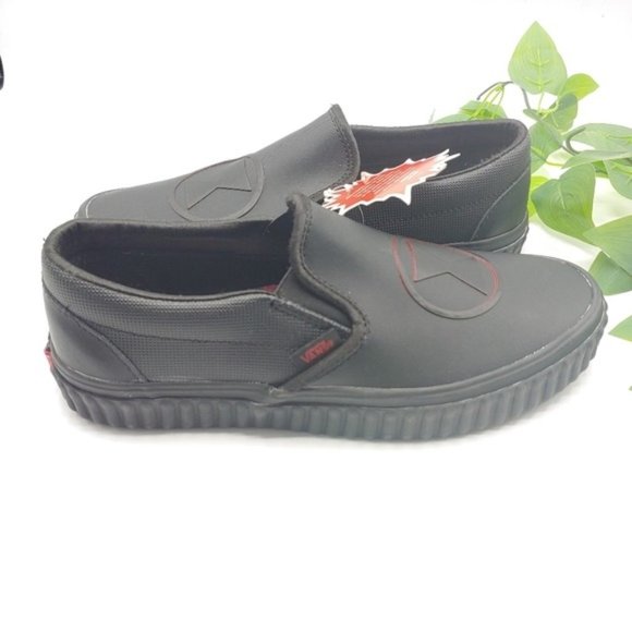 VANS MARVEL CLASSIC SLIP‎ ON 7.5M NEW IN BOX - Picture 6 of 11